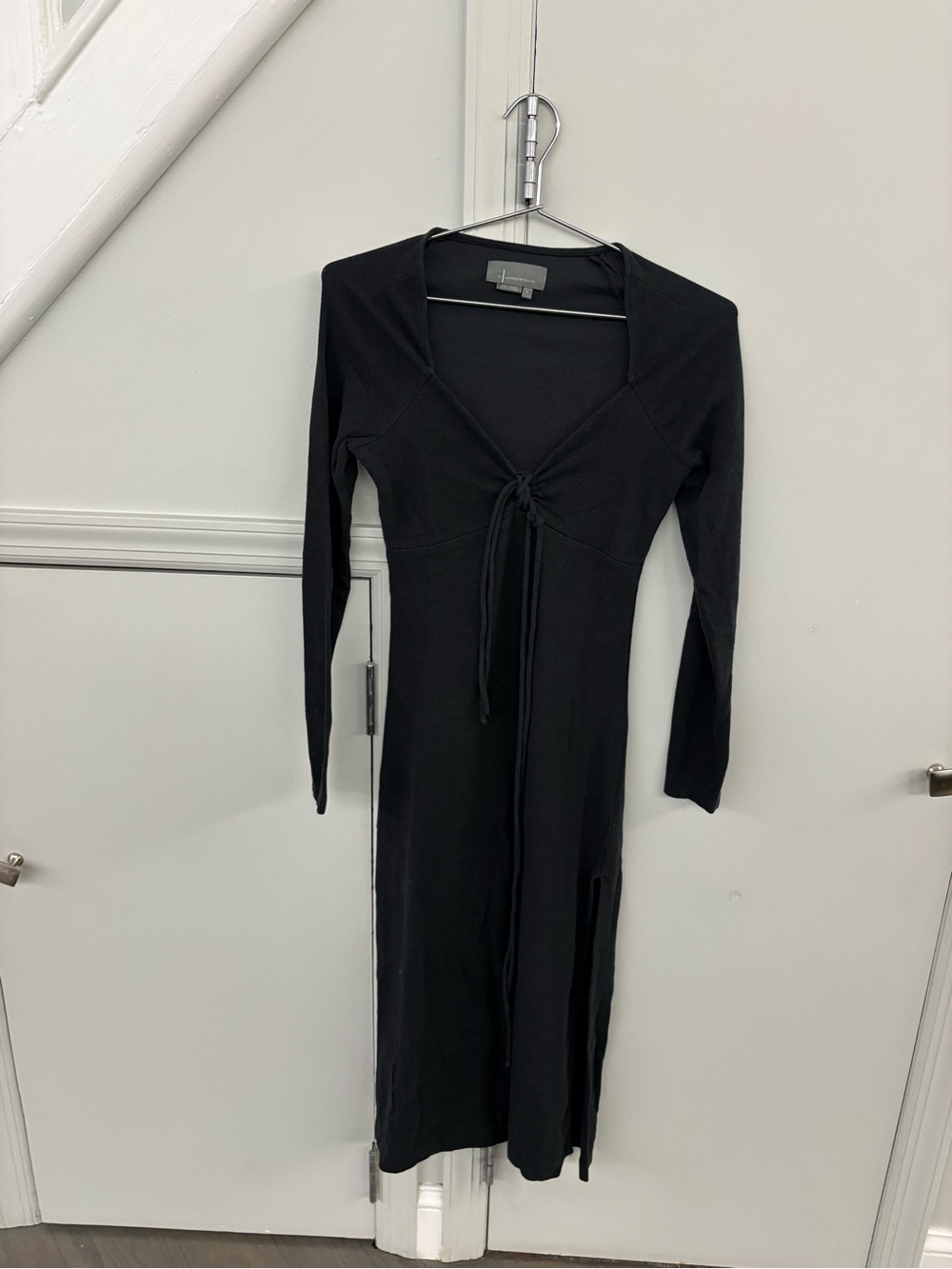 Anthropologie Black Long Sleeve V-Neck Tie Front Midi Dress Size S